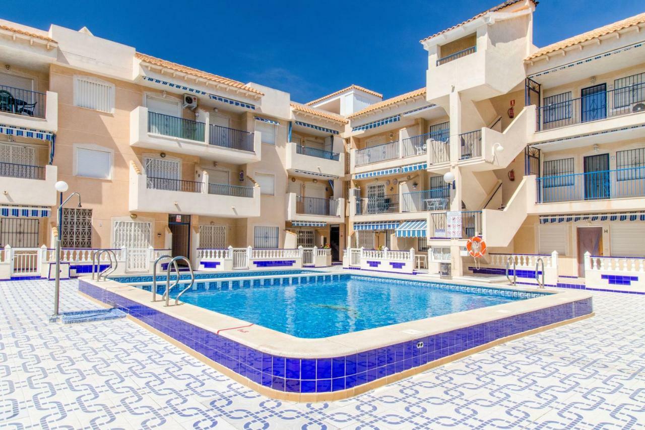 Apartament Sofia Torrevieja Exterior foto
